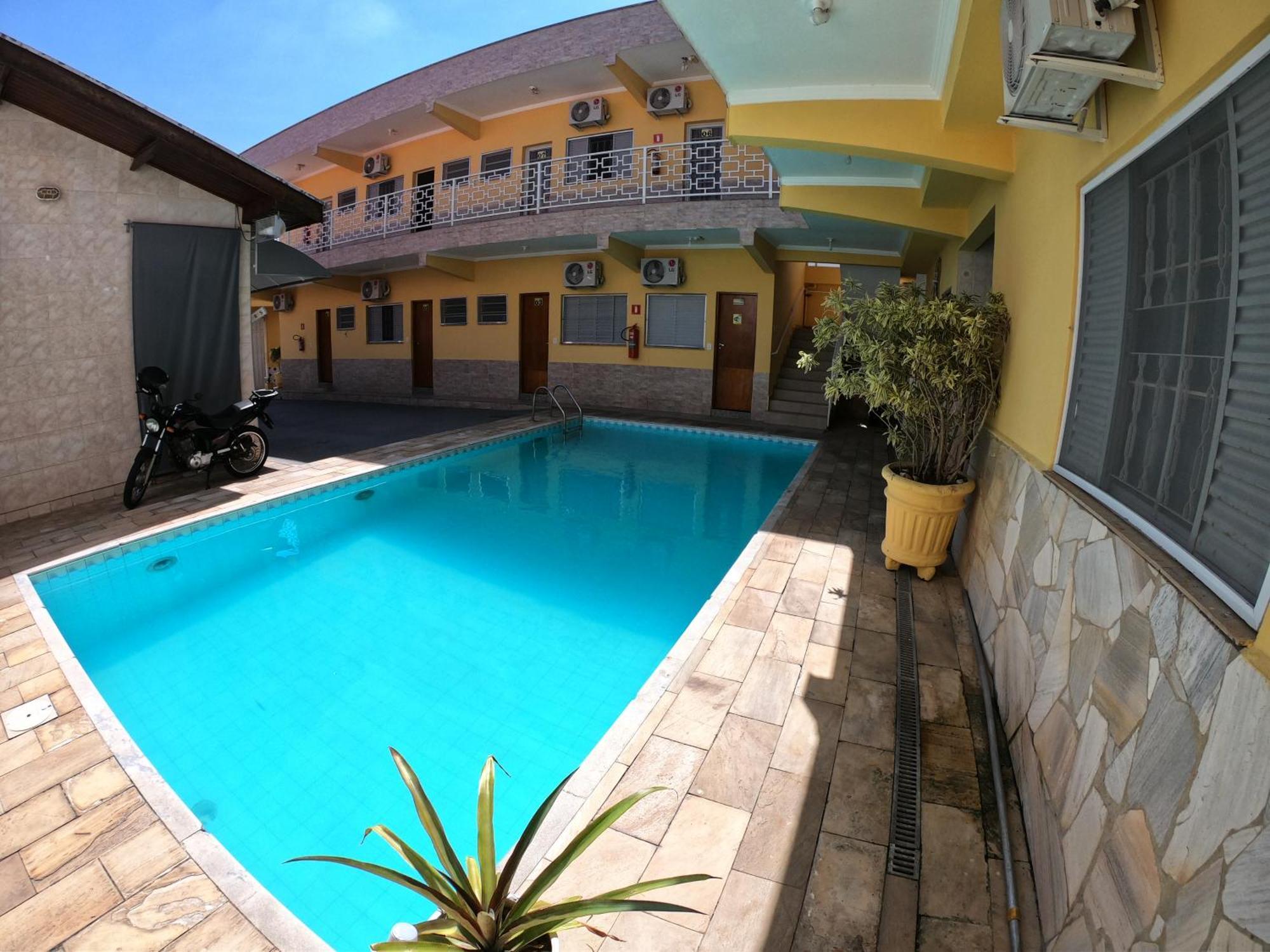 Hotel Pousada Recanto Da Mada Aparecida  Εξωτερικό φωτογραφία
